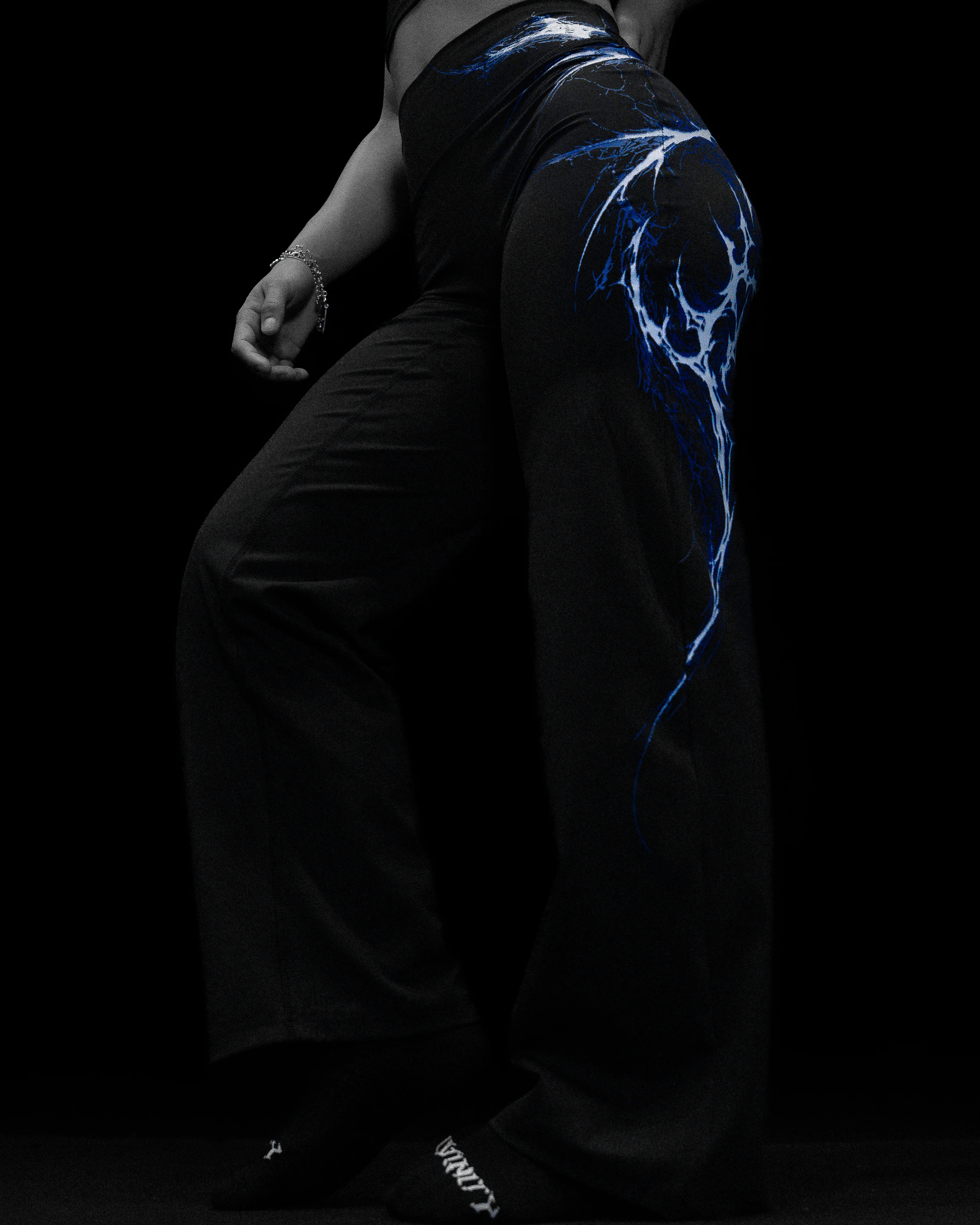 Womens Void Tech™ Voltage Flare Leggings [STARLIGHT]